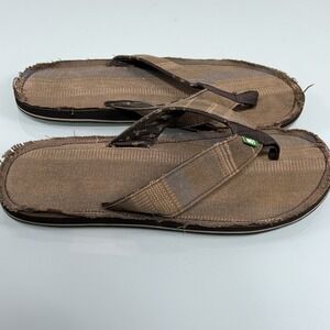 Sanuk 11 Brown Distressed Canvas Beach Casual Surf Flip Flops Man made outsole